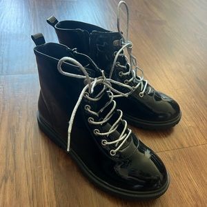 Old navy boots